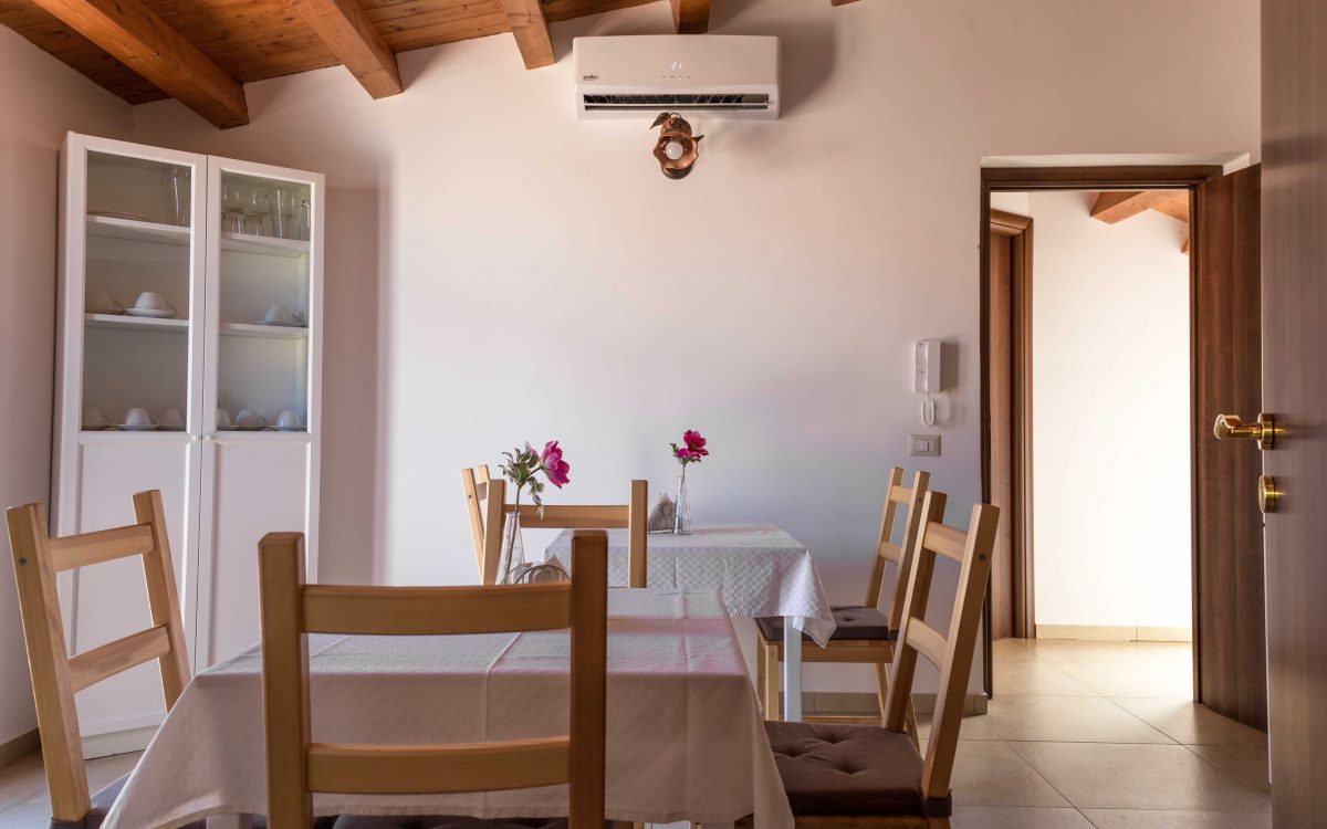 Sala colazione e terrazzo